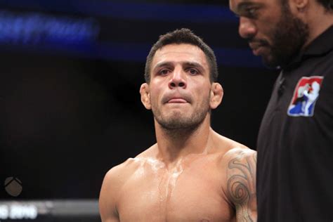 Rafael dos Anjos MMA Stats, Pictures, News, Videos, Biography.